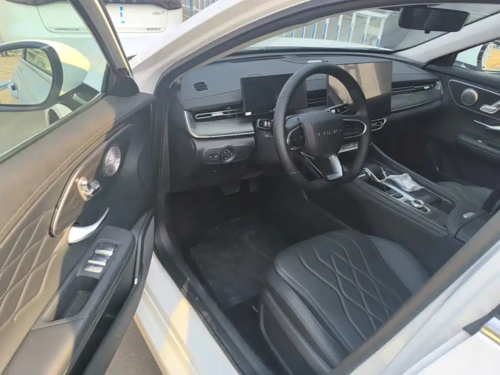 Chery Arrizo 8 PRO — миниатюра 16