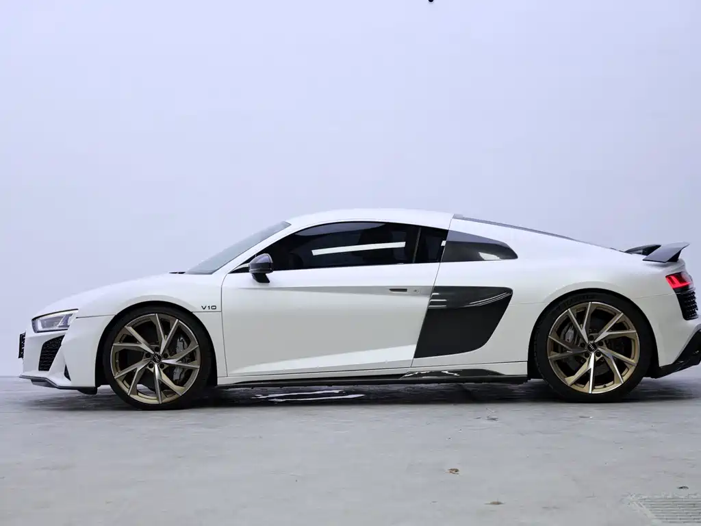Audi R8 — миниатюра 3