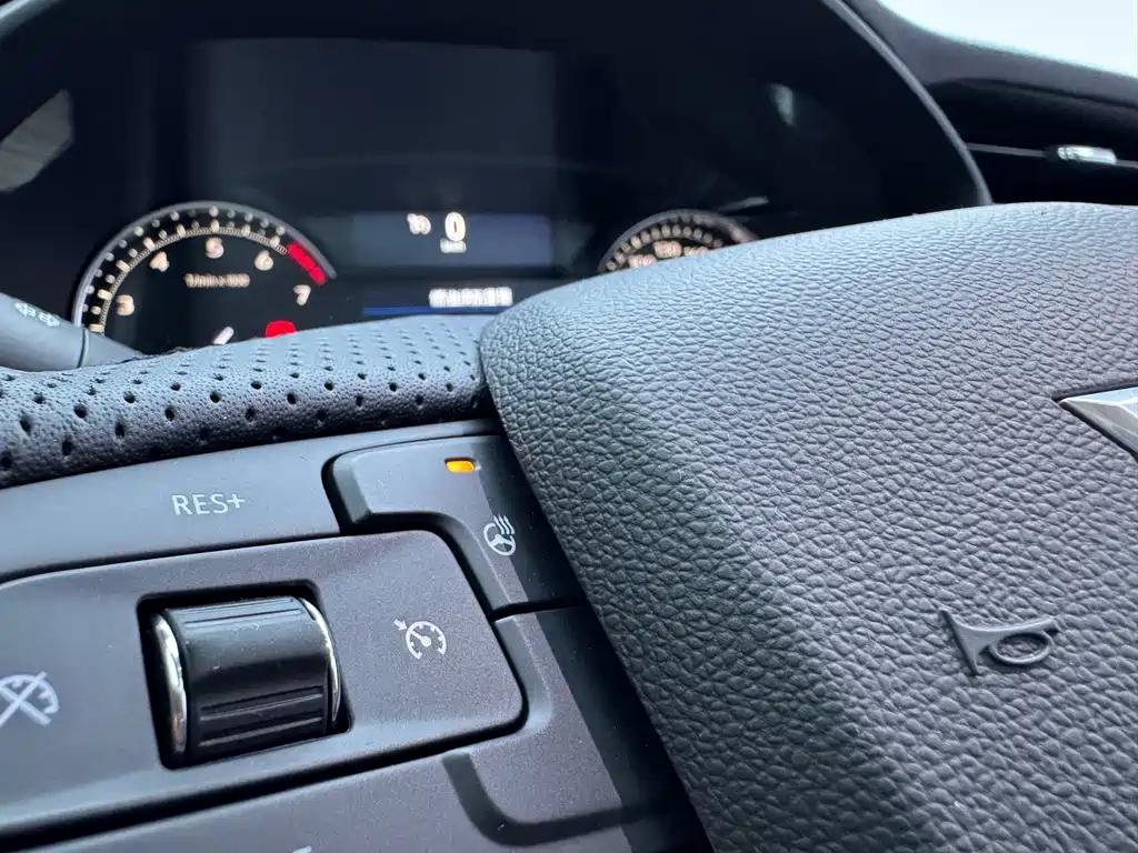 Cadillac XT4 — миниатюра 23