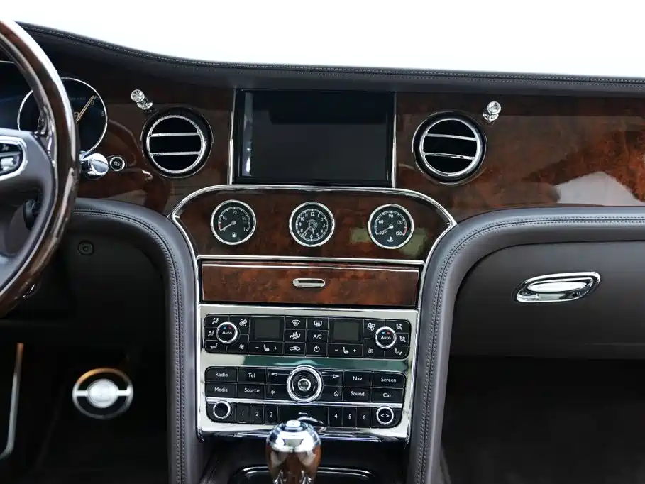 Bentley Mulsanne — миниатюра 11