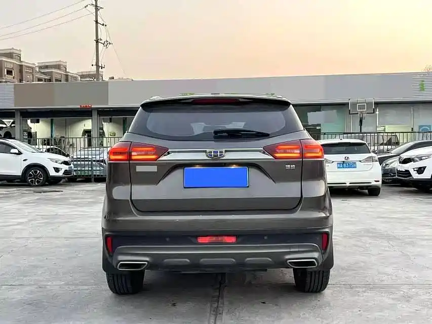 Geely Boyue — миниатюра 5