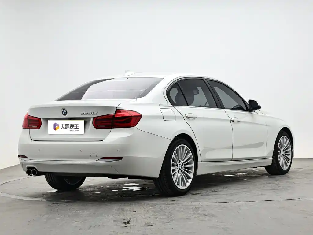 BMW 3 Series — миниатюра 3