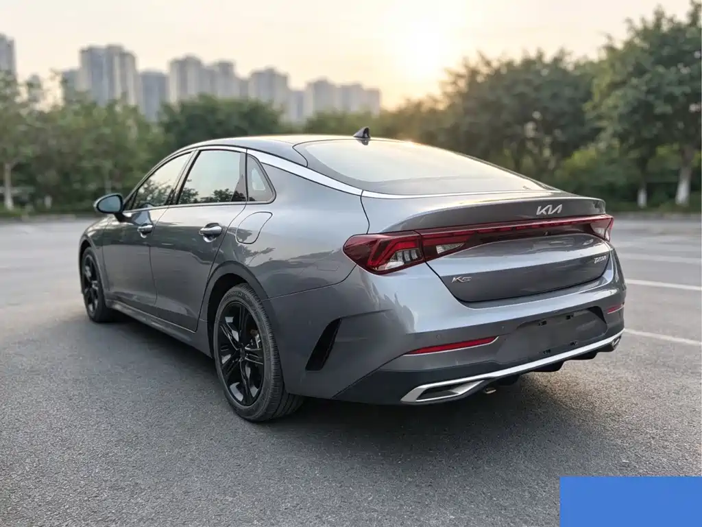 Kia K5 — миниатюра 6