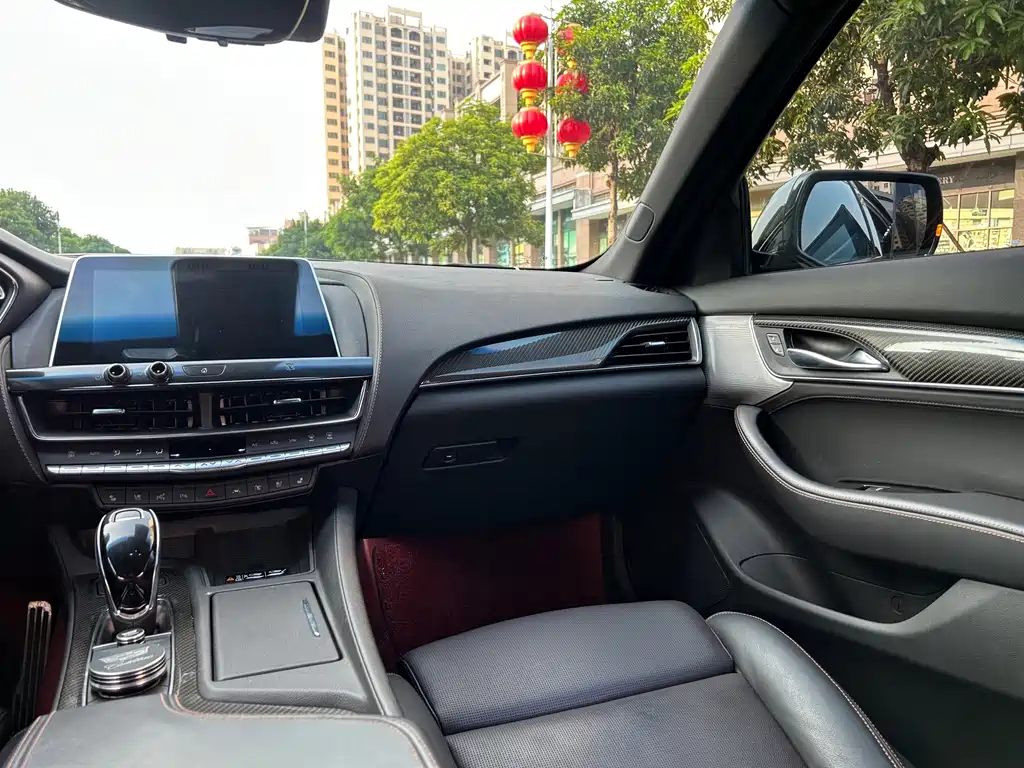 Cadillac CT5 — миниатюра 16