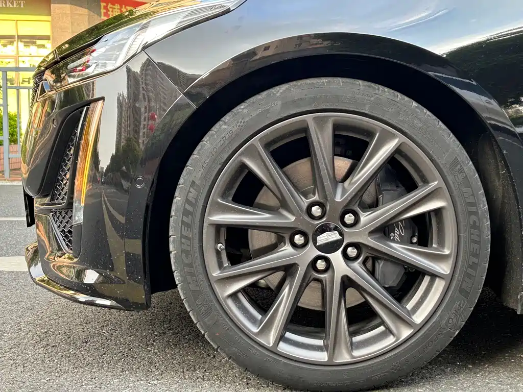 Cadillac CT5 — миниатюра 7