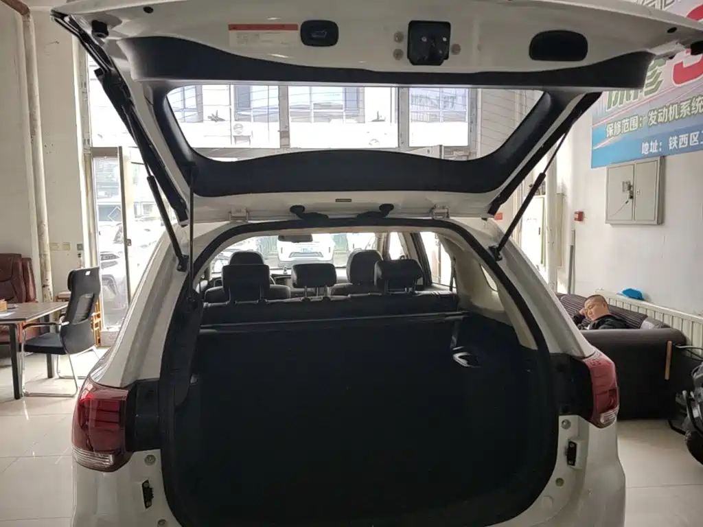 Mitsubishi Outlander — миниатюра 19