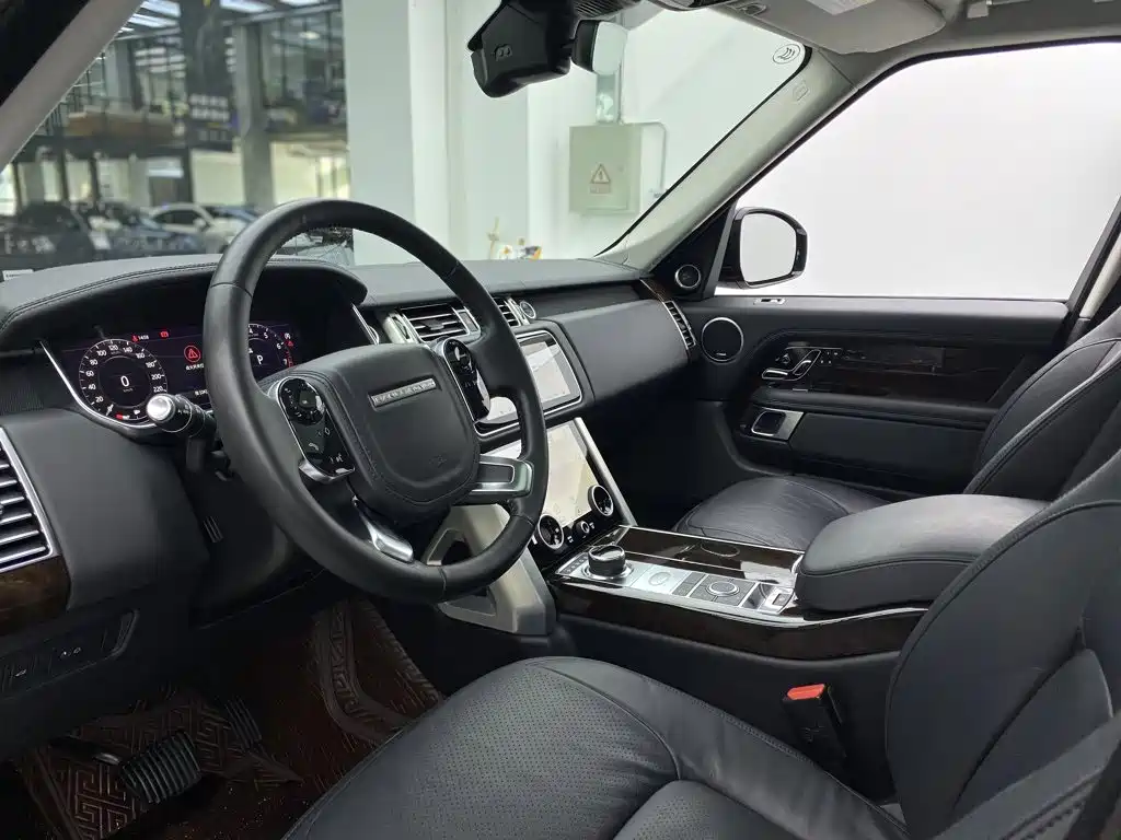 Land Rover Range Rover — миниатюра 16