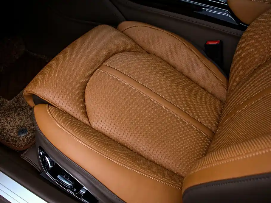 Audi A8 — миниатюра 16