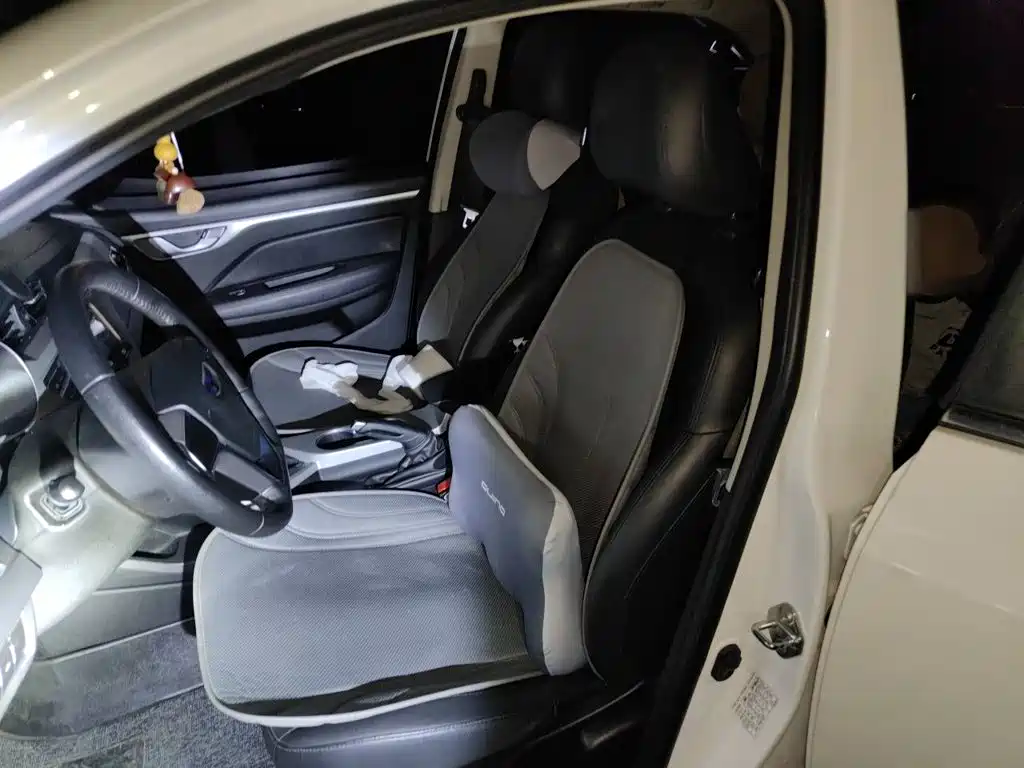Geely Vision — миниатюра 11