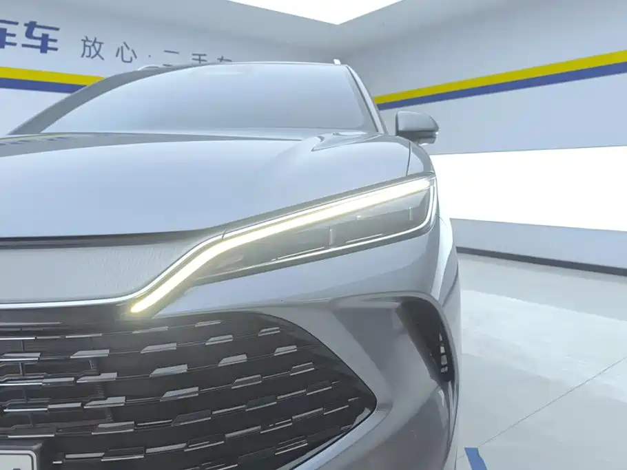 BYD L DM-i — миниатюра 5