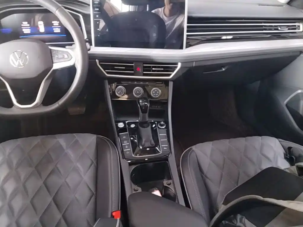 Volkswagen Sagitar — миниатюра 13