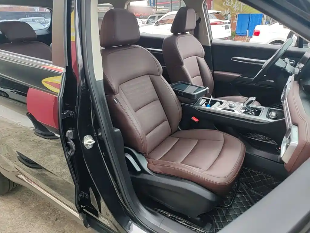 Geely Haoyue — миниатюра 25
