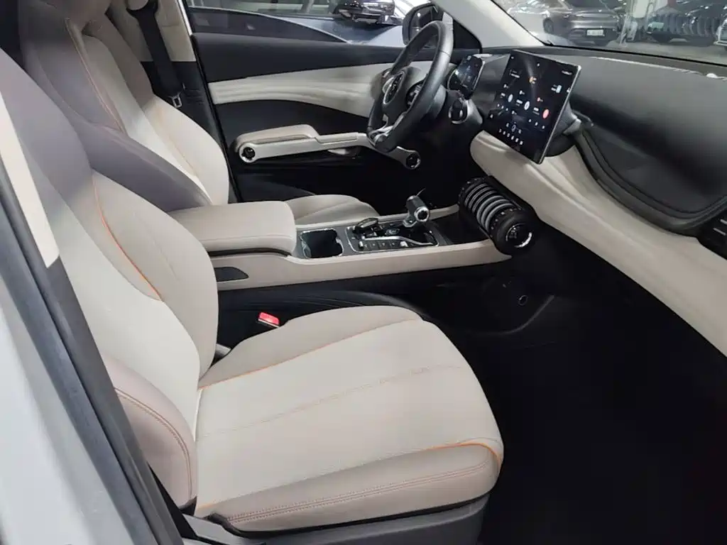 BYD Yuan Plus — миниатюра 25