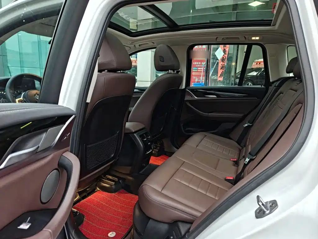 BMW X3 — миниатюра 10