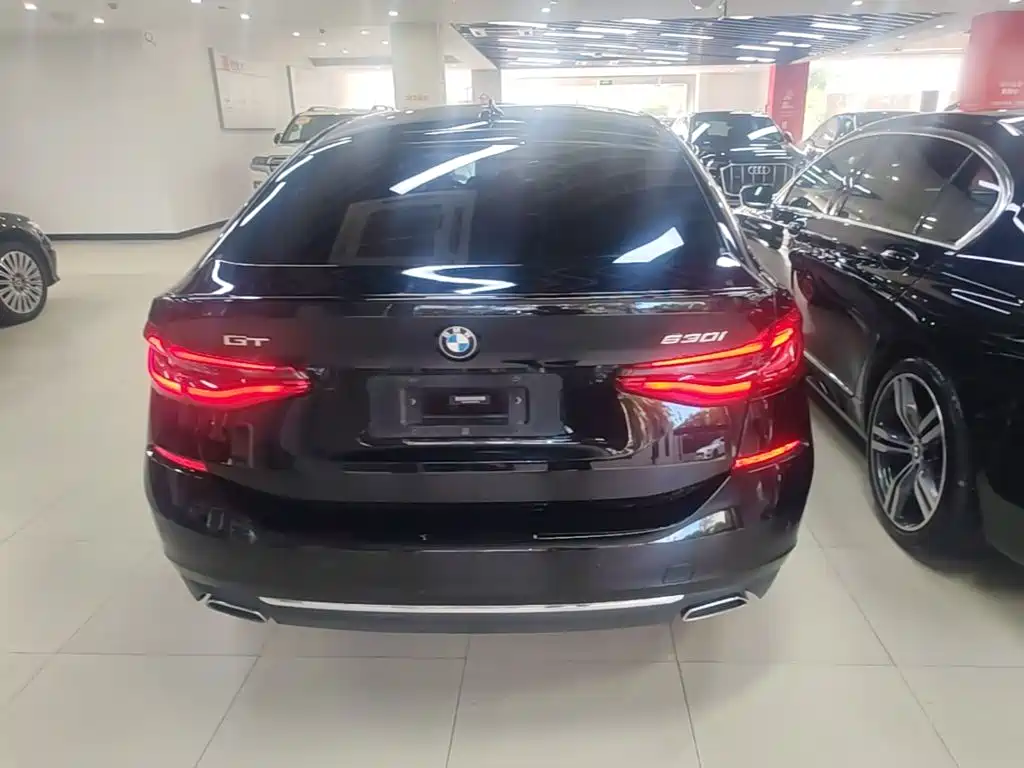 BMW 6 Series GT — миниатюра 6