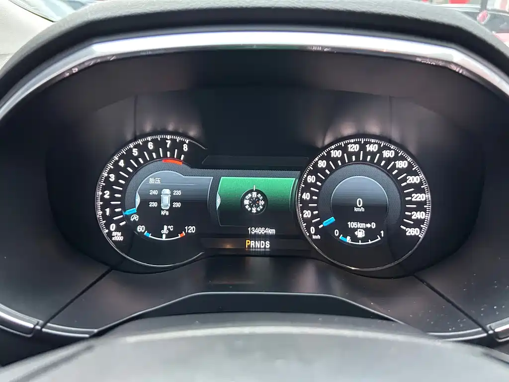 Ford Edge — миниатюра 10