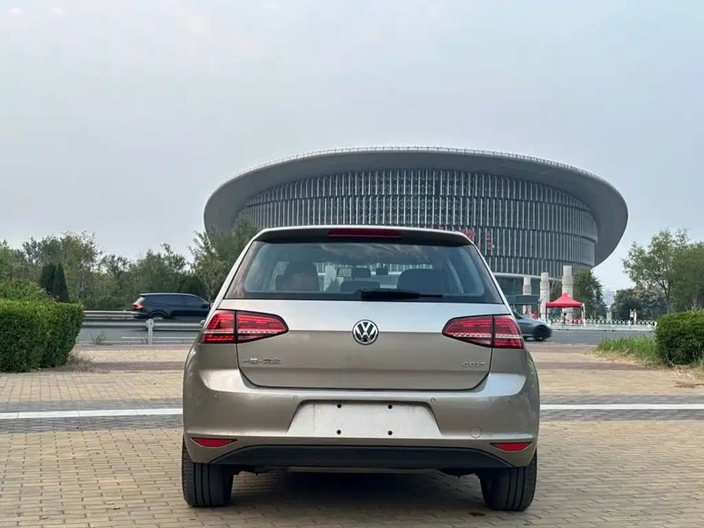 Volkswagen Golf — миниатюра 5