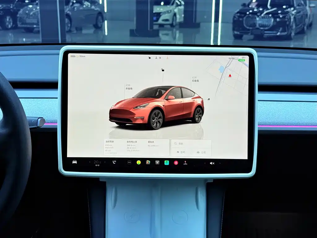 Tesla Model Y — миниатюра 11