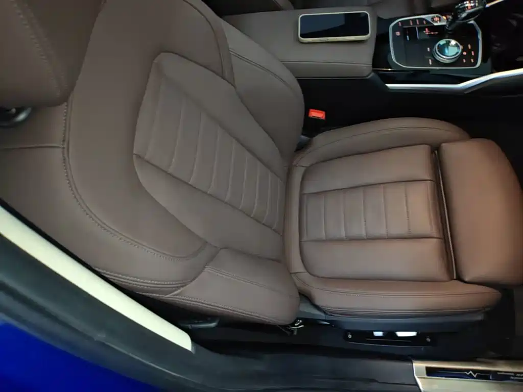 BMW 3 Series — миниатюра 25