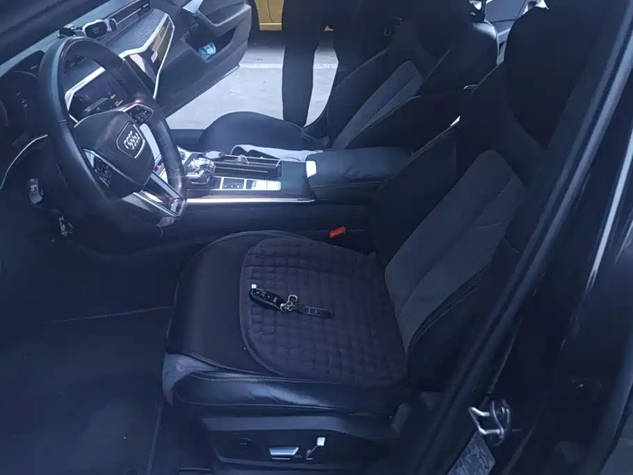 Audi A6L — миниатюра 9
