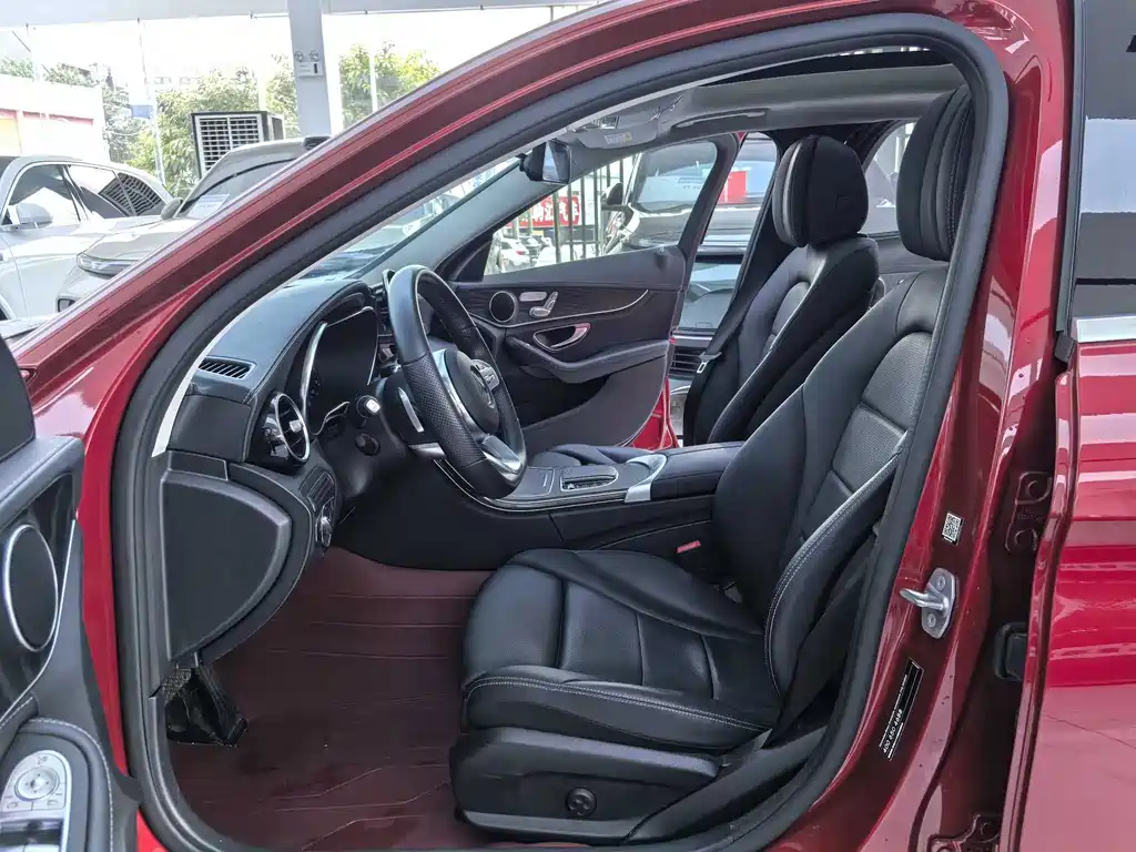 Mercedes-Benz C-Class — миниатюра 5