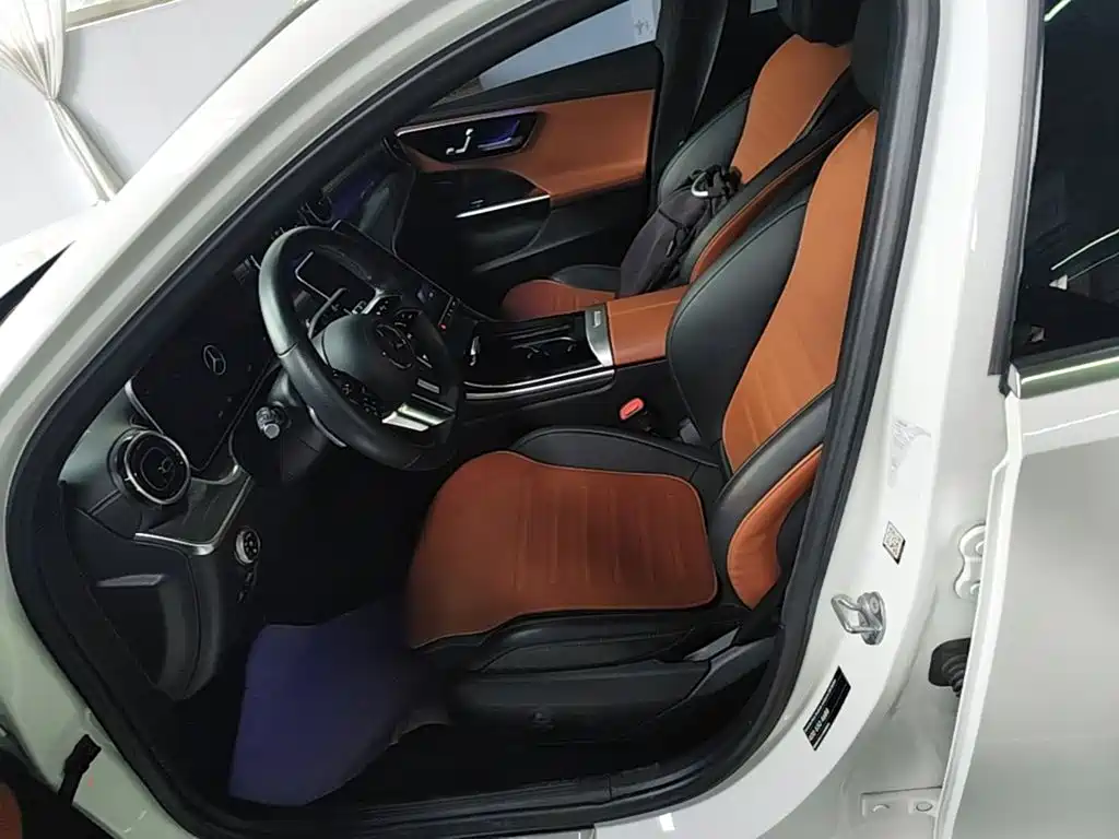 Mercedes-Benz C-Class — миниатюра 15