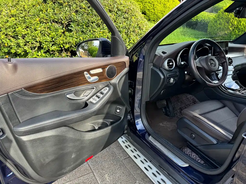 Mercedes-Benz GLC — миниатюра 12