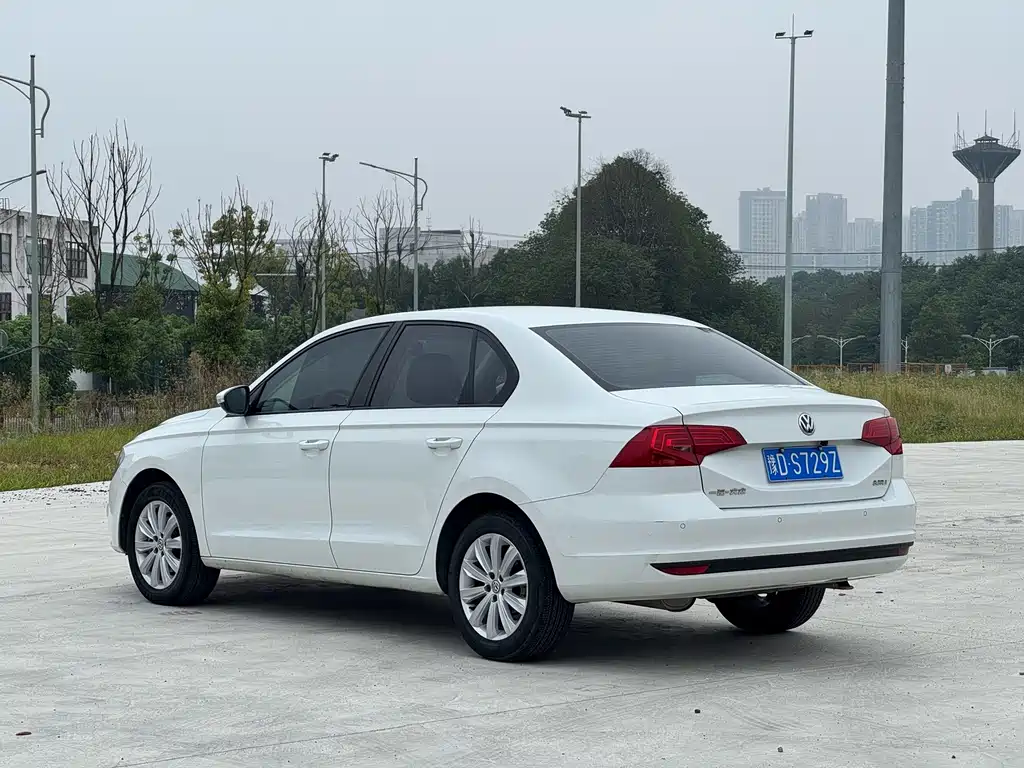 Volkswagen Bora — миниатюра 9