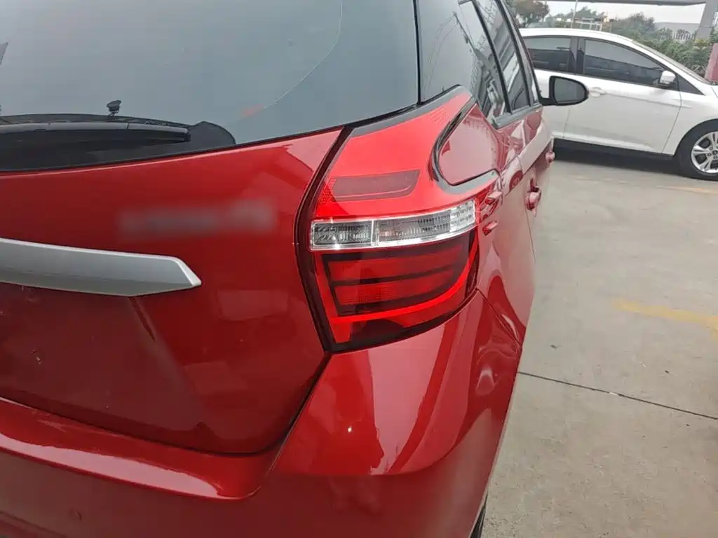 Toyota Vios FS — миниатюра 8