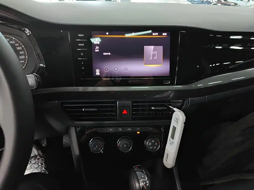Volkswagen Bora — миниатюра 13