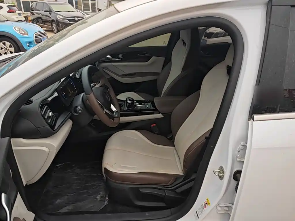 BYD Qin PLUS — миниатюра 15