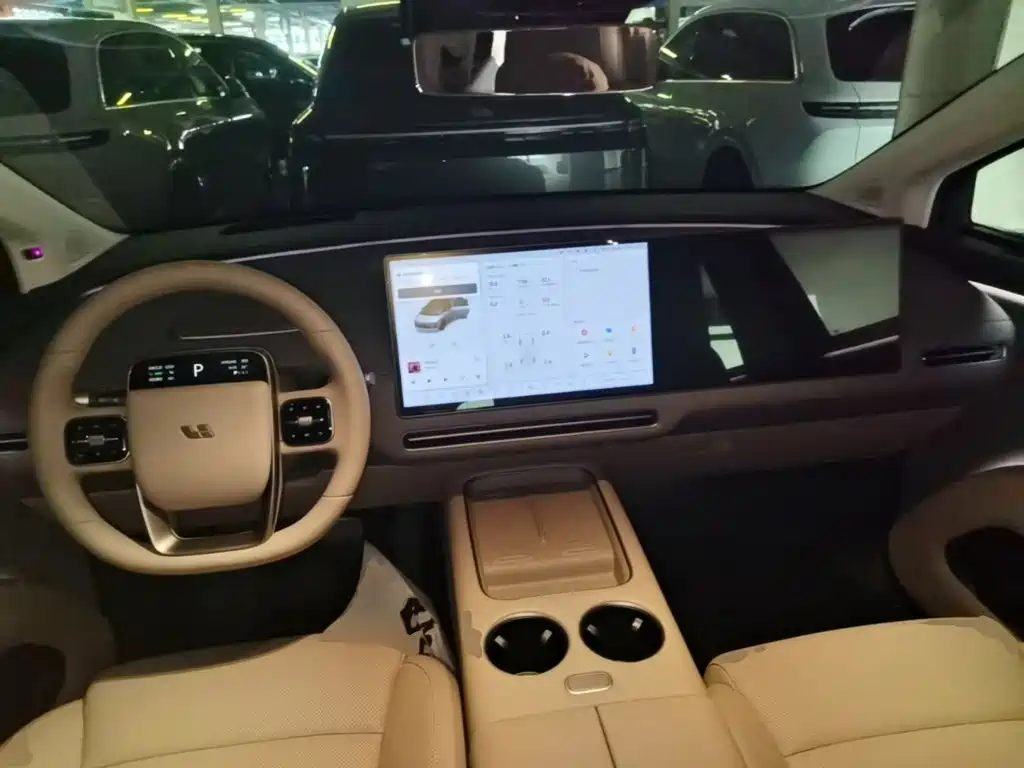 Li Auto Li i8 — миниатюра 10