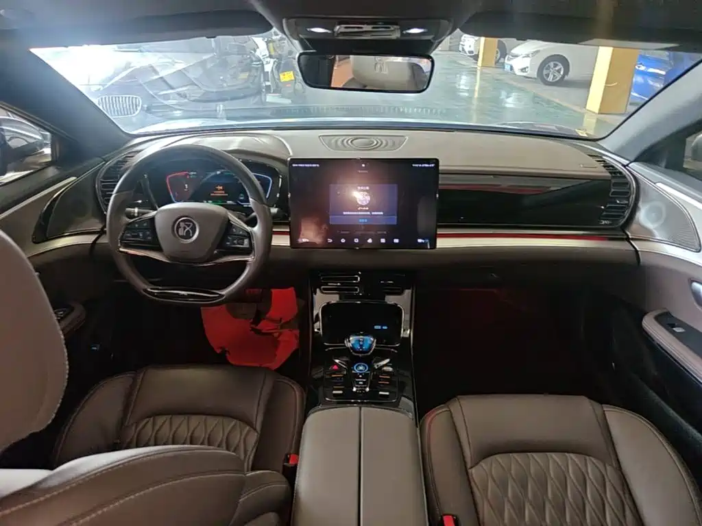 BYD Han — миниатюра 10