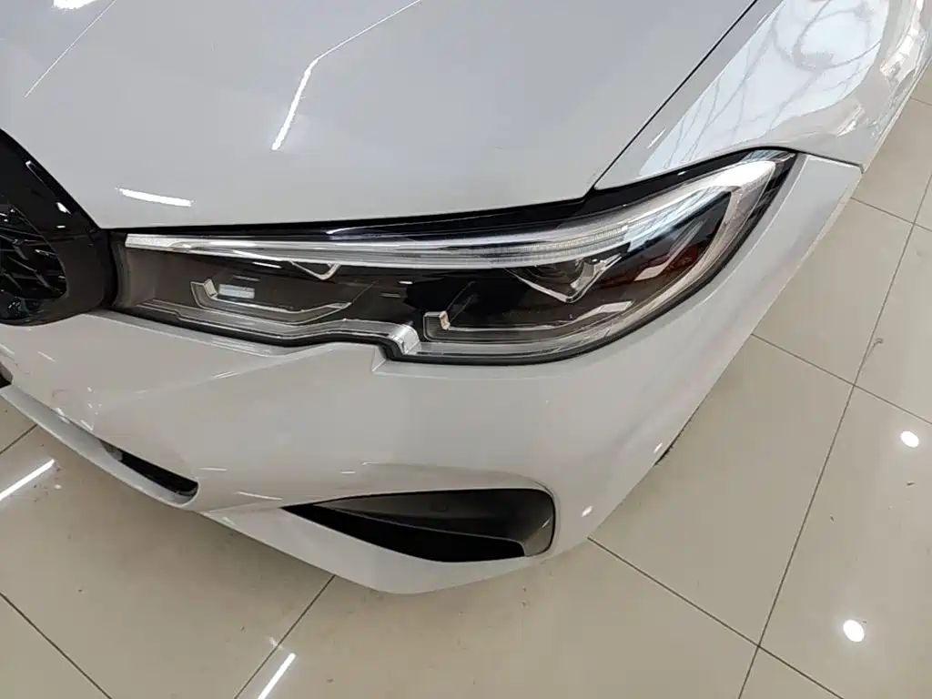 BMW 3 Series — миниатюра 24