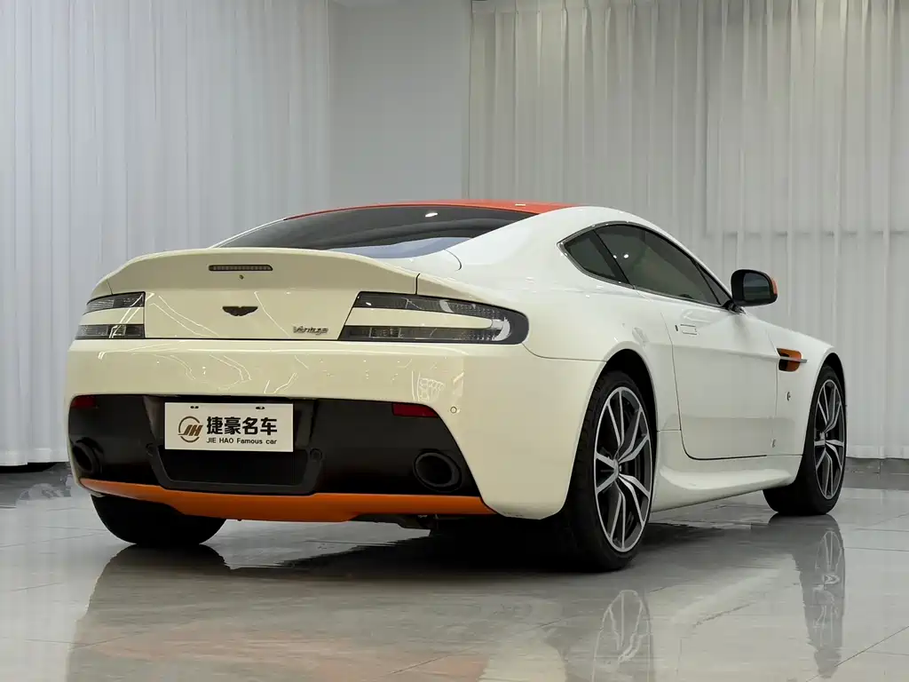 Aston Martin V8 Vantage 2016 4.7L Coupe Edition 5