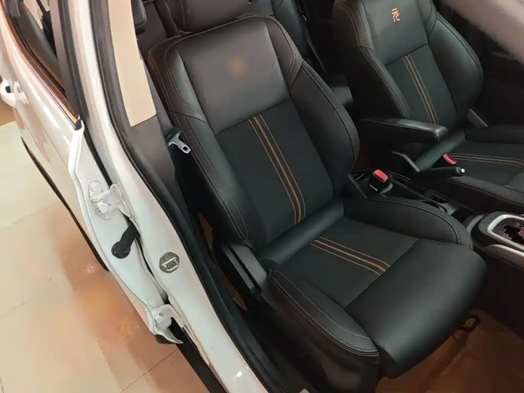 BYD Yuan — миниатюра 25