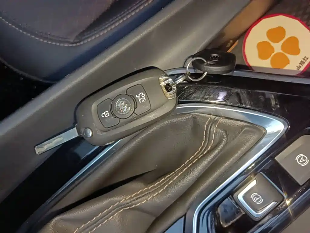 Buick Verano — миниатюра 9
