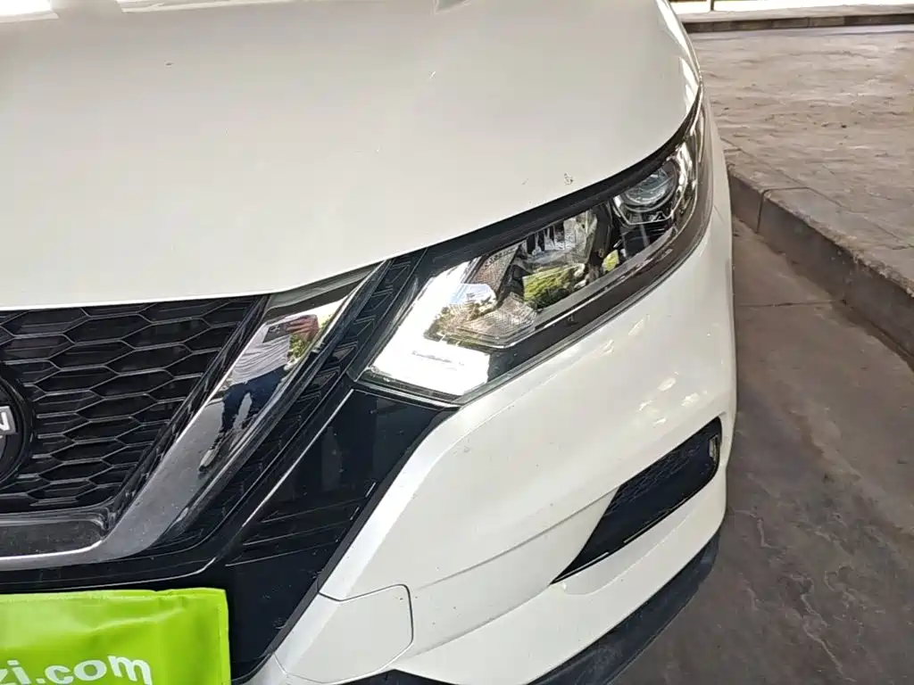 Nissan Qashqai — миниатюра 24