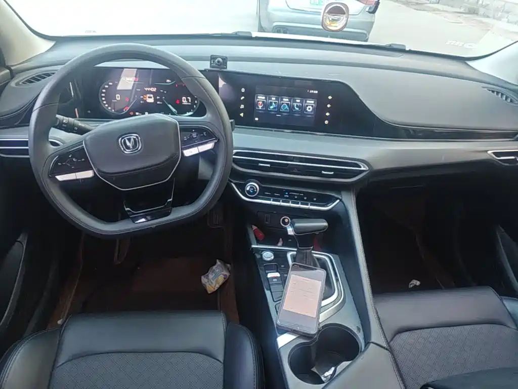 Changan Eado — миниатюра 10