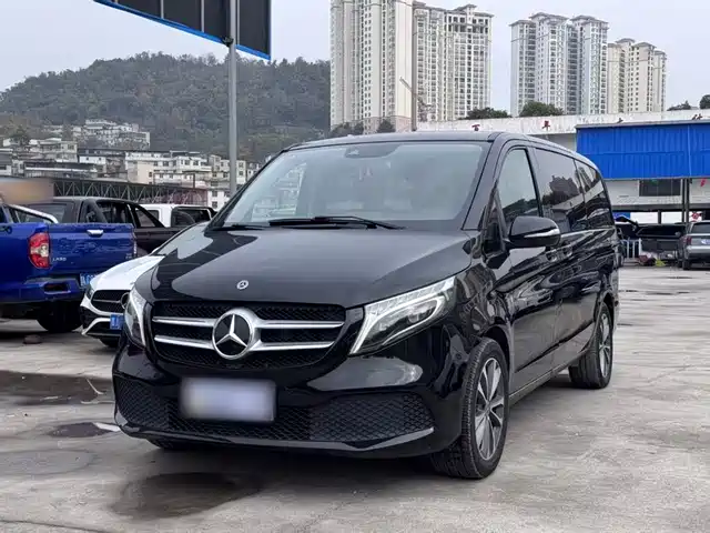 MERCEDES-BENZ V CLASS