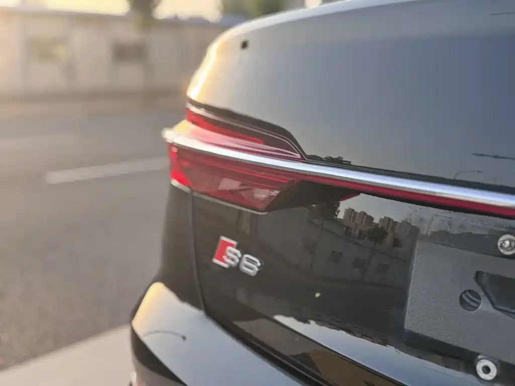 Audi A6L — миниатюра 18