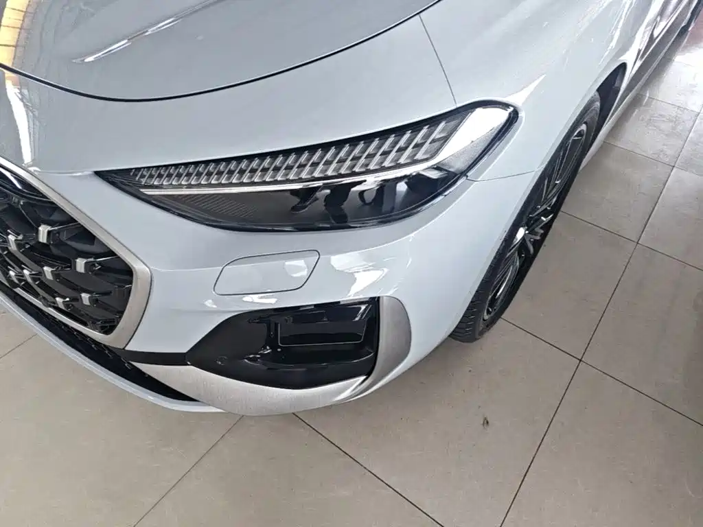 Audi A5L — миниатюра 24