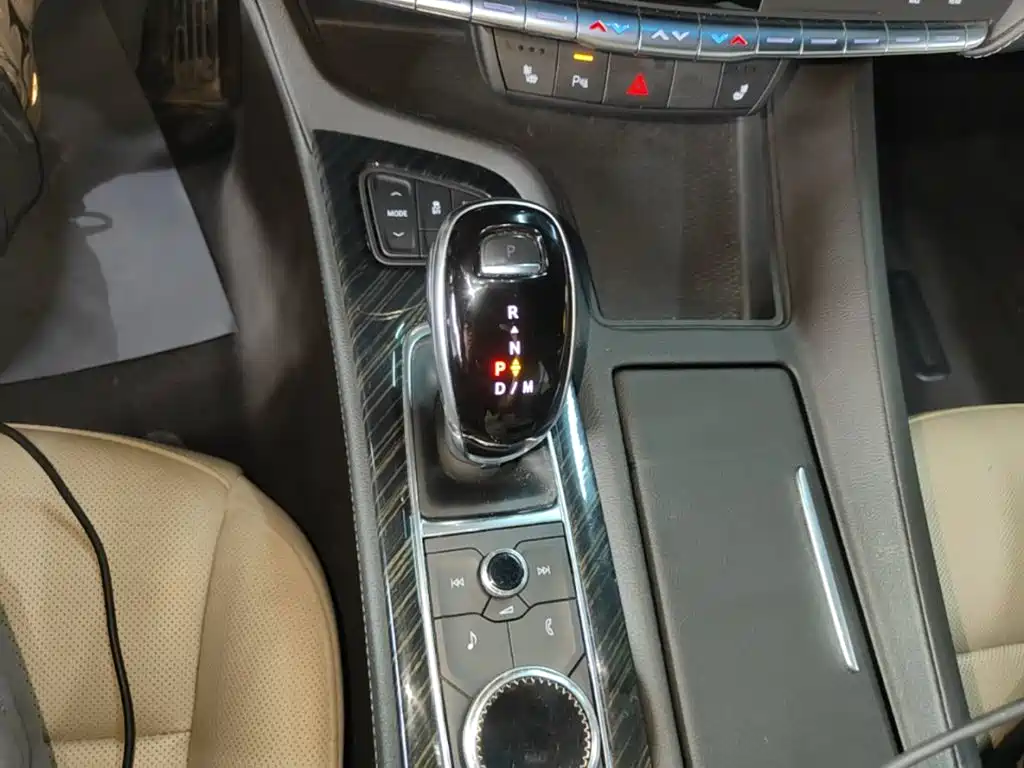 Cadillac CT5 — миниатюра 14