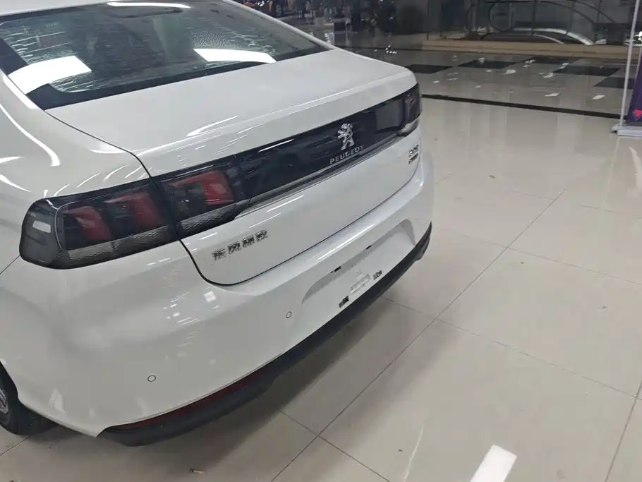 Peugeot 308 — миниатюра 4