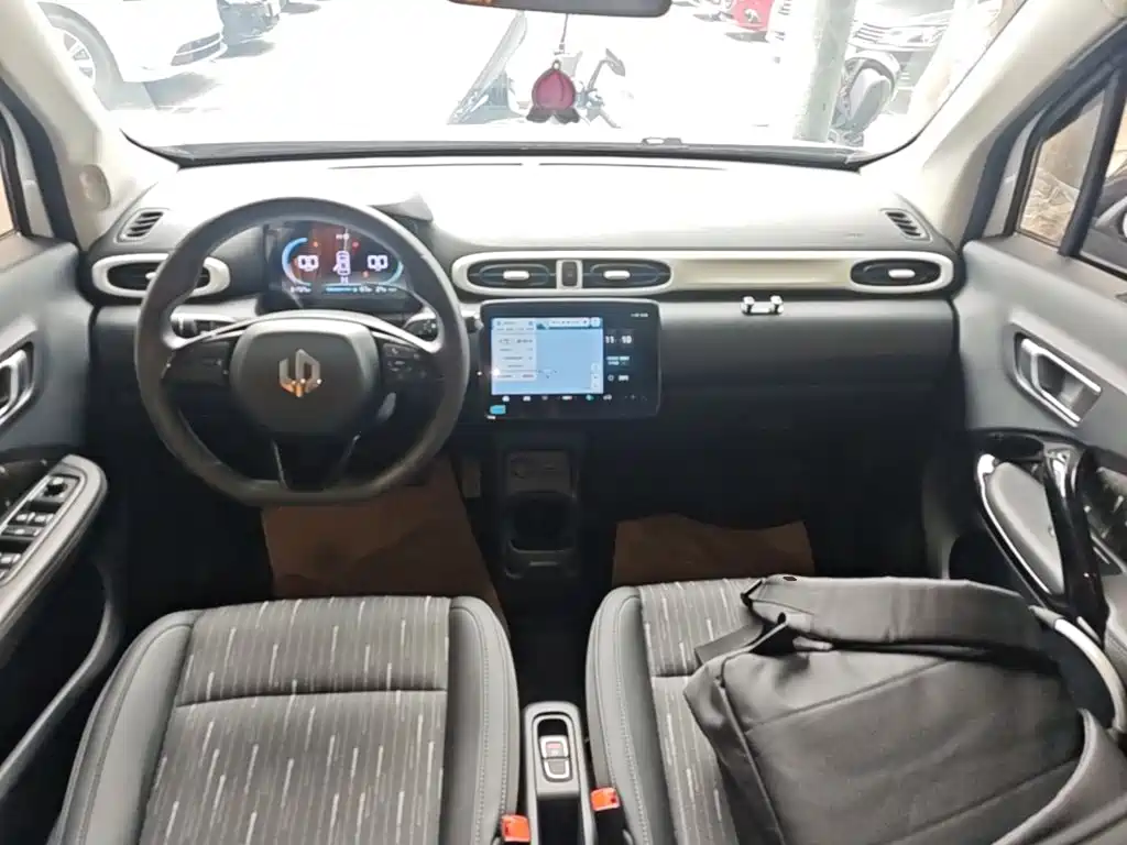 Leapmotor Leapmotor T03 — миниатюра 10