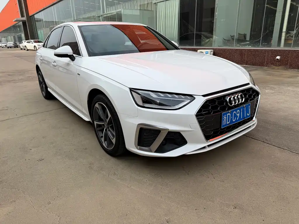 Audi A4L 2021 40 TFSI