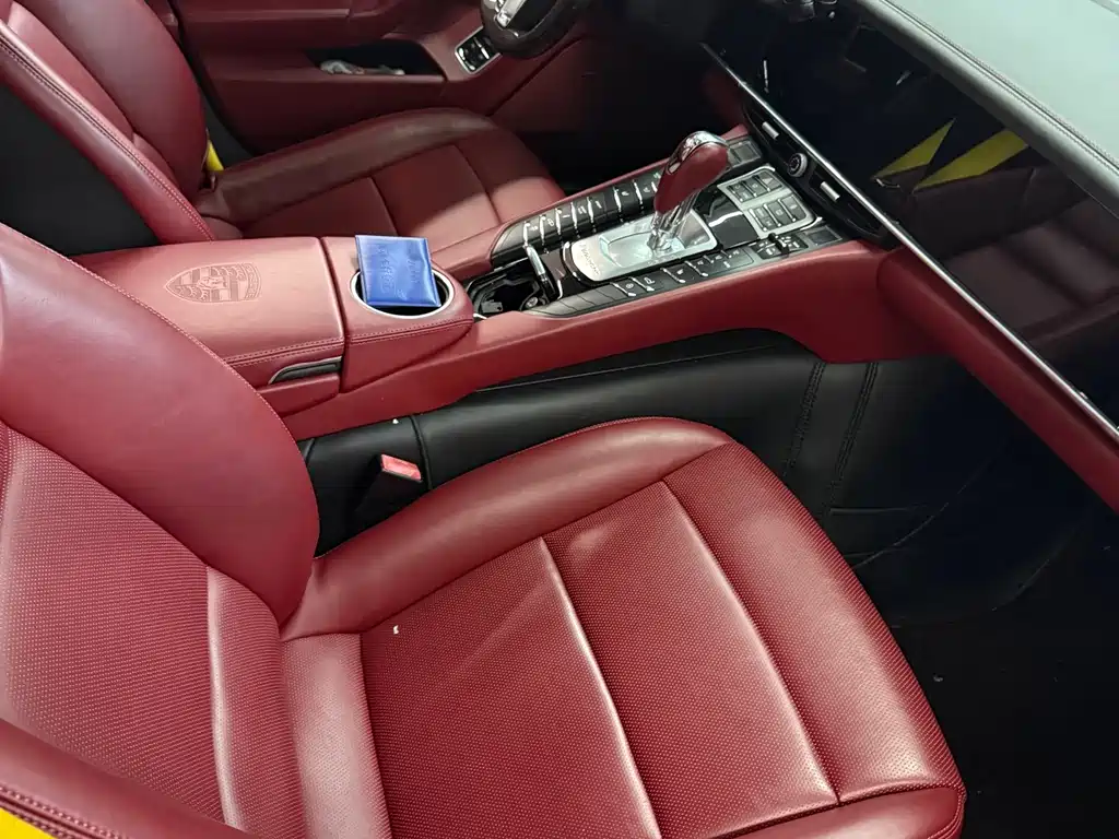 Porsche Panamera — миниатюра 9