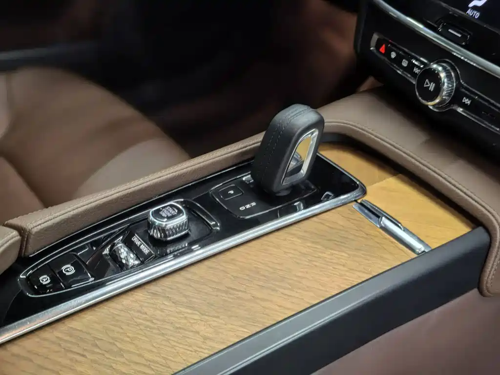 Volvo S90 — миниатюра 18