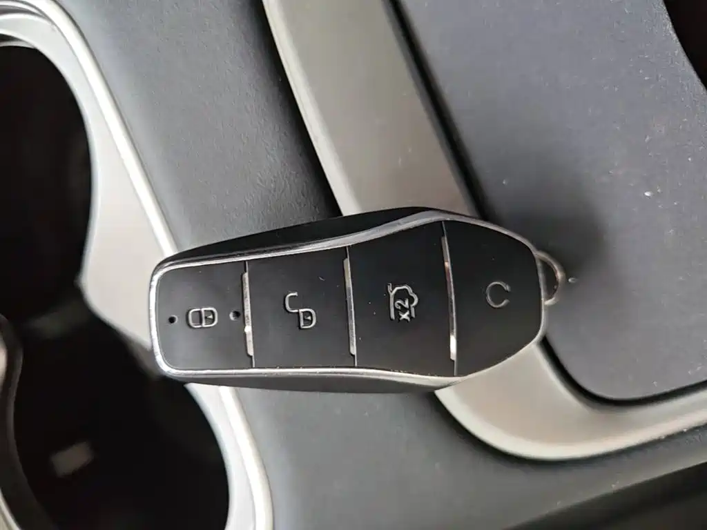 BYD Sealion 05 EV — миниатюра 9