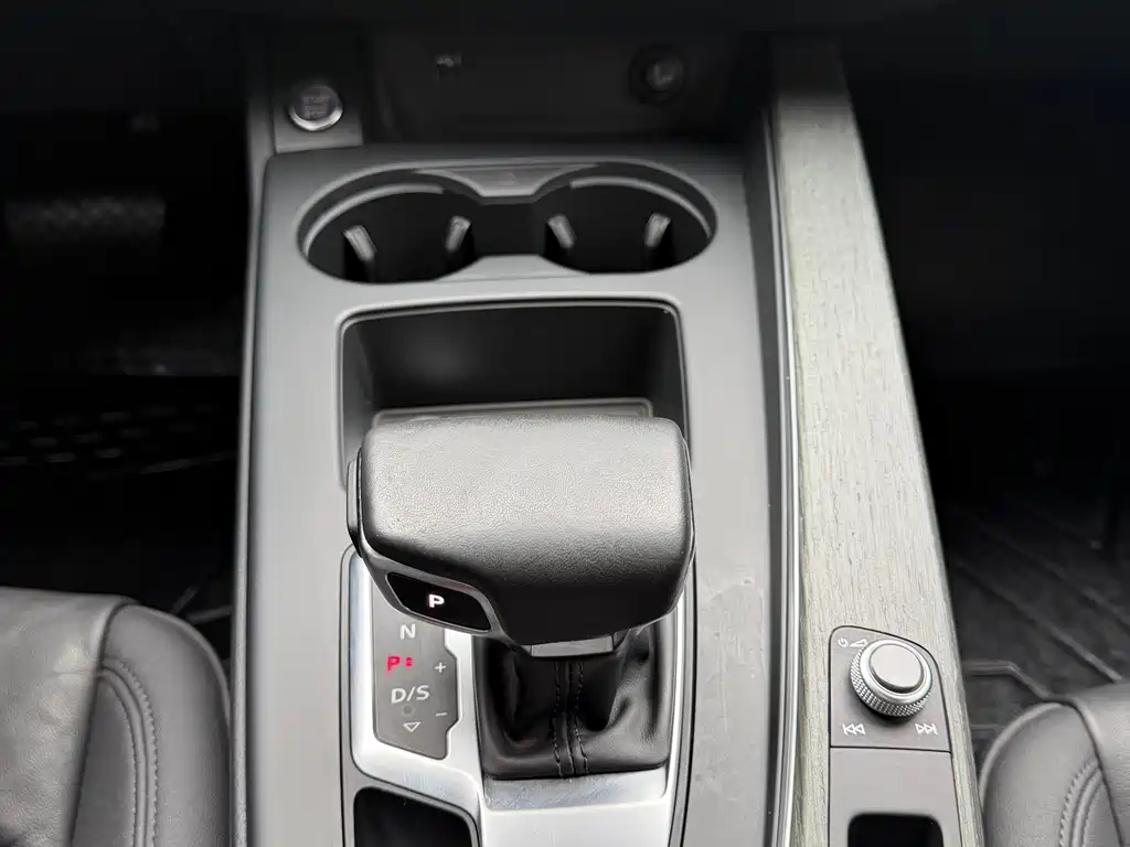 Audi A4 (Import) — миниатюра 15